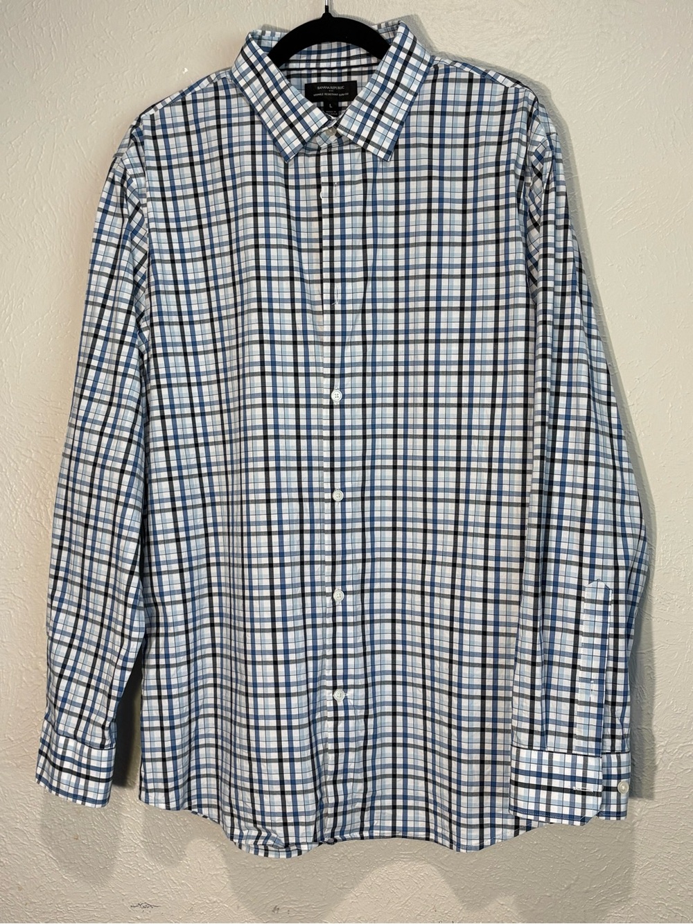 Banana Republic Men’s White and Blue Plaid Button-Down Shirt, Sz-L